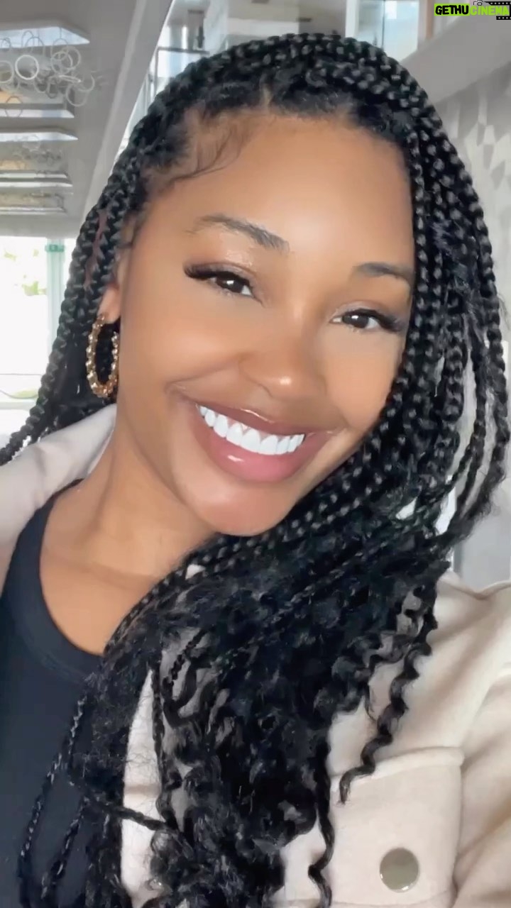 Jasmine Luv Instagram - ๐Lisbon, Portugal I never realized how beautiful the world was til I traveled it. Lisbon, Portugal was a 10/10 ๐ฅ๐โ๏ธ @luvnslim