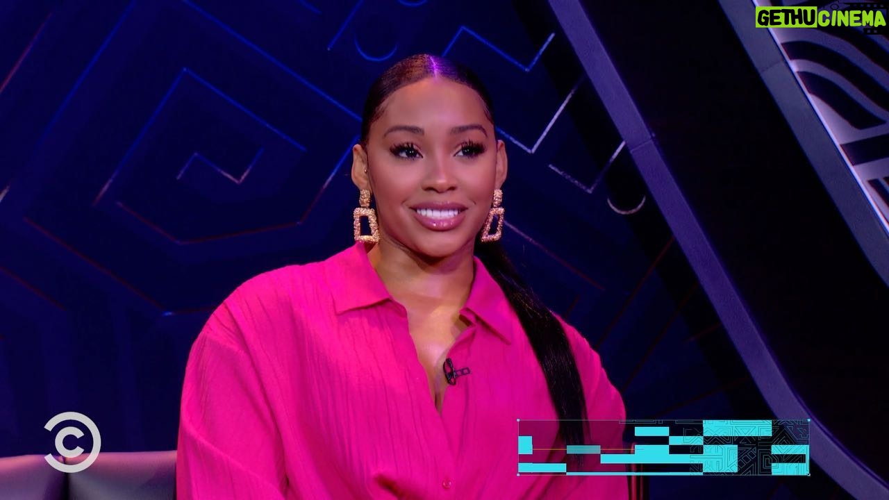 Jasmine Luv Instagram - It's the way I overdrafted my account back in the day for ME 😩 I learned quick-fast that saving and living within your means is crucial to establishing good spending habits. @chime #chimepartner