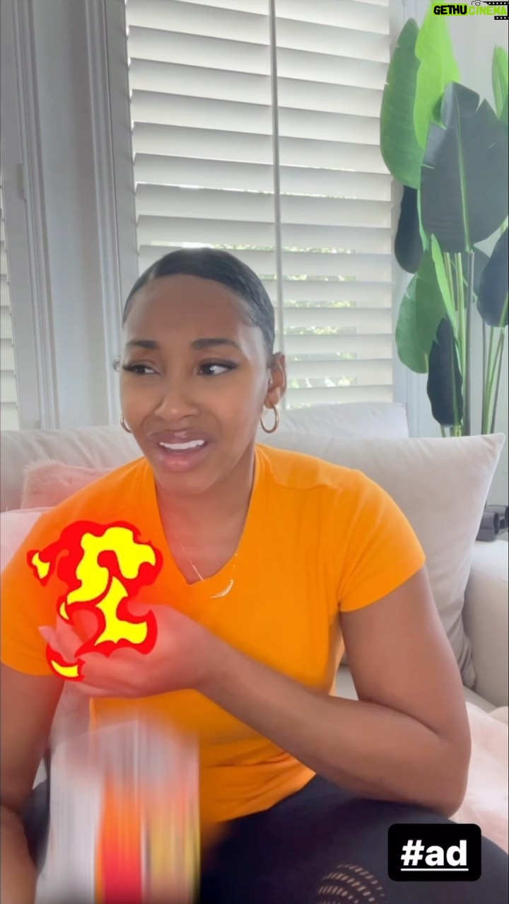 Jasmine Luv Instagram - #ad Now I can have the foods I love thanks to @tumsofficial Heartburn Sleep Support* #TUMSPlusSleep *These statements have not been evaluated by the Food and Drug Administration. This product is not intended to diagnose, treat, cure or prevent any disease.