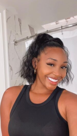 Jasmine Luv Instagram - One thing I’m always going to do is live my MF life 🤙🏽🔥🌊🏄🏾‍♀️ This week has been one for the books!! #Hawaii #Honolulu #GodIsGood