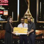 Jayasurya Instagram - Thank you @vanithamagazine for acknowledging and recognising movies that released over the last few years. As an artist, it is really gratifying. Thank you for bringing back memories of Murali and Vellam; a movie that will always remain close to my heart. Thank you Asif for so kindly accepting to present this award to me 😊 @prajeshsen @robyraj_ @iamsamyuktha_ @muralikunnumpurath @vanithamagazine