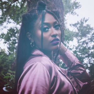 Jazmine Sullivan Instagram - THANK U EVERYONE FOR THE LOVE SO FAR! I know “lost one” is hella stripped n short. It just felt like the most appropriate offering from the EP considering everything that’s happening these days! In an instant, especially now we could all lose the closest people to us. Make sure they know how u feel! Make sure u appreciate them while they’re here!! Tho this song is abt an ended relationship, it makes me think of all the people I’ve lost throughout the years. So I’d like to dedicate it to them.. RIP @tuddasbabyboy @redz31st #kev #MYauntnetta #mustafa #unclemike #sisstaley love yall❤️🕊🥀