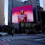 Jazmine Sullivan Instagram - Thank you @applemusic!! Listen to Girl Like Me ft. @hermusicofficial now on #RnBNow I’m completely overwhelmed by this love.. but so very grateful. 2020 was a helluva year! But on to better days! Thank u all❤️