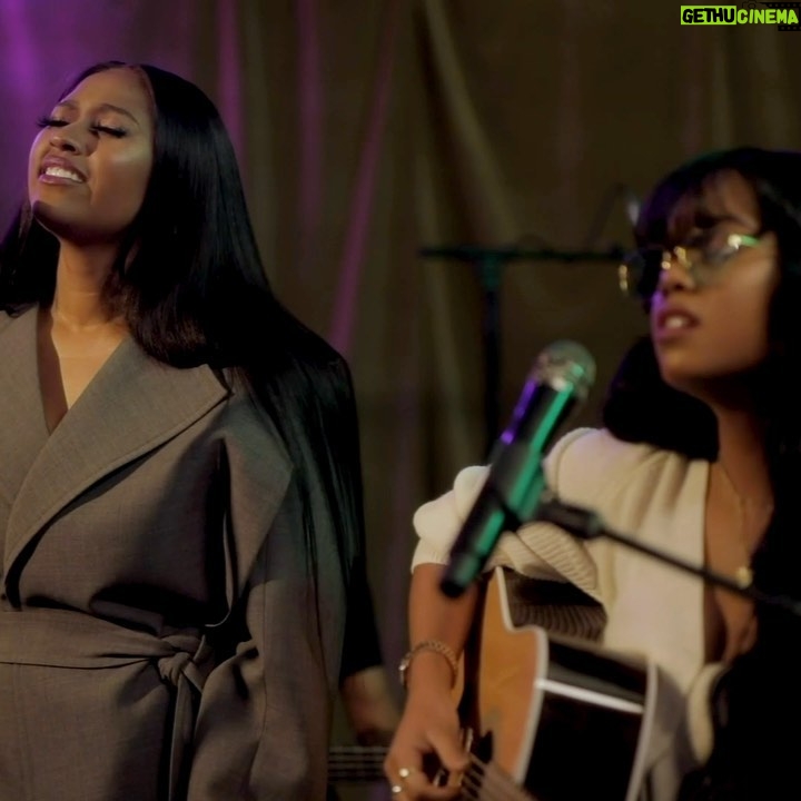 Jazmine Sullivan - 287.2K Likes - @nprmusic my TINY DESK drops at 12pm EST today! Link in Bio