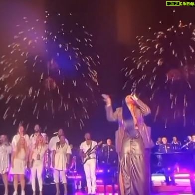 Jazmine Sullivan - 89.1K Likes - Thanks #macysfirework @nbc for having me! Special thanks to @raychewlive for the beautiful arrangement!
#blacknationalanthem