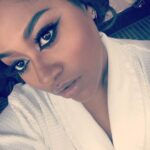 Jazmine Sullivan Instagram - I had a good day. Tomar tho I'm trading in this beat for my sneakers and doing the st Jude walk for the kids! Meet me there. Link in bio to sign up. There's still time❤️