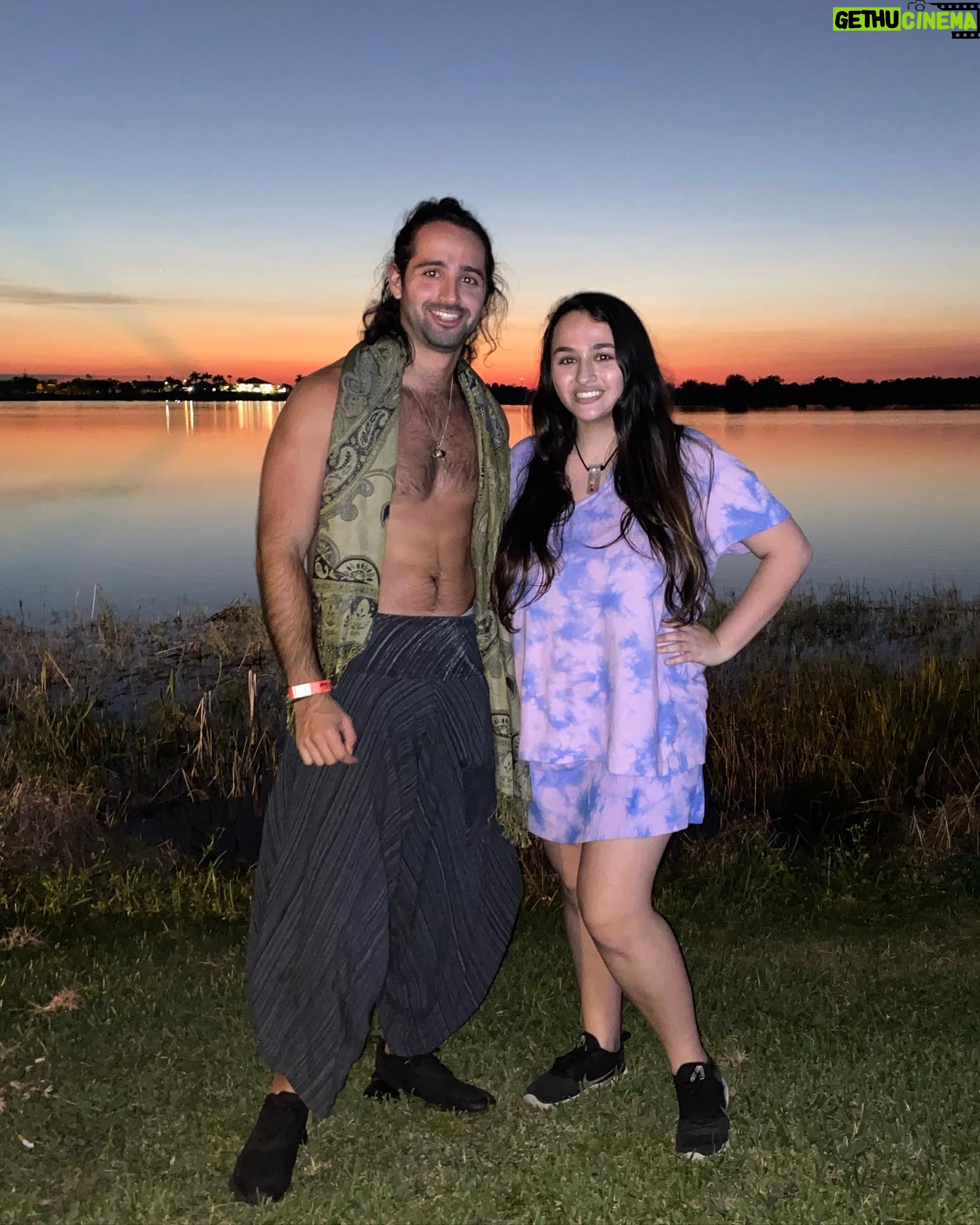 Jazz Jennings - 55.2K Likes - Had so much fun dancing, singing, and vibin’❤️🧡💛💚💙💜 Thanks for a great time @sander_jennings 😘