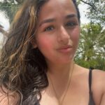 Jazz Jennings Instagram - Resort day slay✌️✨