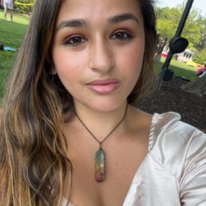 Jazz Jennings Instagram - Pride at the White House! This was the largest Pride celebration in White House history🏳️‍🌈🏳️‍⚧️ We must protect the rights and safety of LGBTQ  people amid a state of “terrifying" attacks and legislation. We must stand united! #pride #pridemonth ❤️🧡💛💚💙💜