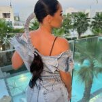 Jazz Lanfranchi Instagram - J’adore les jeans mais encore plus cette coupe traditionnel pour lissez les cheveux 🇩🇿 Kardoune Algerie