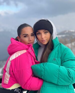 Jazz Lanfranchi Instagram - Après plusieurs jours à être malade avec une belle intoxication des mon premier jour arriver auprès des miens j’ai enfin pu aujourd’hui passé une très belle journée avec eux 🤍 l’œil des gens est puissant mais les Dua son 1million de fois supérieur 🤍 Happy birthday to my brother @sisikofficiel