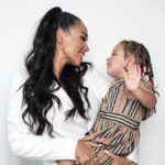 Jazz Lanfranchi Instagram - Stop 🛑 Ma maman et moi nous sommes les meilleures amies du monde entier pour toute la vie et on vous aime la JLC Team alors merci de vous battre pour nous au quotidien 🤞On vous aimes fort ! Dubai, United Arab Emirates