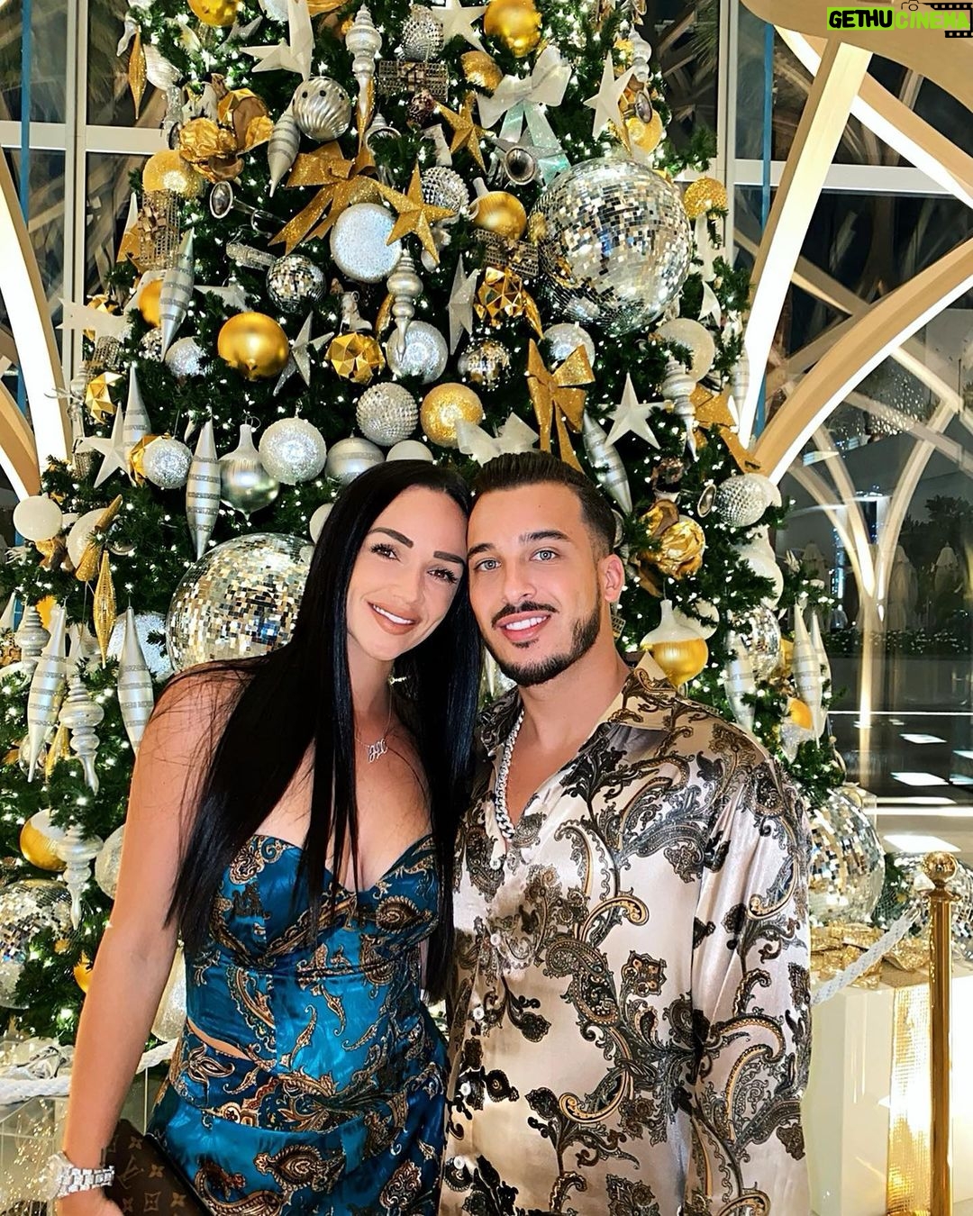 Jazz Lanfranchi Instagram - Love is all we want 🥰