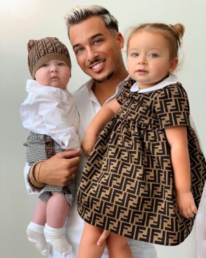 Jazz Lanfranchi Instagram - Mes trois amours, ils sont tellement beaux, j’ai trop hâte que vous découvrez notre émission dans 12 jours , alors est-ce que la JLC family est prête ? ❤️ @chelsea_gcl @cayden_gcl  @iam_billionaire