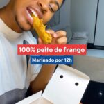Jean Paulo Campos Instagram – Não vai perder, né? Então corre pro Popeyes Delivery que ainda dá tempo de ter em casa essa disputa de sabores, peça já! #popeyes #popeyesbrasil