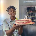 Jean Paulo Campos Instagram - Jeanzinho do passado com 19 aninhos passando pra avisar que amanhã estreia a segunda temp de #VickyeaMusa na @globoplay ❕💕