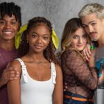 Jean Paulo Campos Instagram - Jeanzinho do passado com 19 aninhos passando pra avisar que amanhã estreia a segunda temp de #VickyeaMusa na @globoplay ❕💕