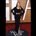 Jemima Kirke Instagram - Last minute add on! WOMAN OF THE YEAR!! Thank you @glamourmag for recognizing @therealmaryjblige @brookeshields @americaferrera @milliebobbybrown @selmablair @quintab and more for their bold acts of individuality, subjugating adversity and fierce generosity. I feel indebted, diffident, grateful and motivated. Especially when wearing @normakamali and @einsteins_nyc face by @yumi_mori and head by #seanbennett