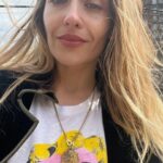 Jemima Kirke Instagram - Inspired by super objectifying cat call. Always a pleasure. 39 today. 🔥