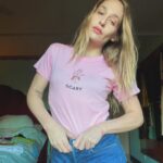 Jemima Kirke Instagram - As a kid, when people asked what do you want to be when you grow up?” I felt obligated to say “an artist.” What I wanted to say was “a Delia’s model!” Its past my time now. But coulda. Woulda. Shoulda. New shirts available. In stories soon. DM for purchase.
