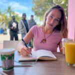 Jemima Kirke Instagram - AVAILABLE (t-shirt)