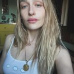 Jemima Kirke Instagram - As a kid, when people asked what do you want to be when you grow up?” I felt obligated to say “an artist.” What I wanted to say was “a Delia’s model!” Its past my time now. But coulda. Woulda. Shoulda. New shirts available. In stories soon. DM for purchase.