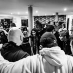 Jenifer Instagram - Quelle extraordinaire tournée vous venez de m’offrir!!!! Quelle tornade d’émotions, de vibrations, de joies, de partages, de rencontres… Cette 9eme tournée m’a tellement comblé artistiquement et humainement. Qu’est-ce qu’on s’est bien amusé! Qu’est-ce qu’on a ri et pleuré! Encore une fois, vous avez répondu présent par milliers❤️ Votre amour et vos regards m’ont portés tout le long de cette aventure. Je ne vous remercierai jamais assez pour tout ce que vous me donnez. Je vous aime foooooort ❤️ Un immense merci aussi à toute mon équipe de tournée chérie ❤️dont la bienveillance, la douce folie et le talent m’ont si agréablement accompagnés depuis le mois de mars. Big up à mon Gilou d’amour toujours fidèle au poste. LOVE U GUYS, le wesh papaye va beaucoup me manquer… Le 9, à la symbolique si forte, peut signifier la fin d’un cycle important et annoncer l’arrivée d’une nouvelle ère… On se retrouve vite? !!Moi j’y compte bien! Tellement hâte de vous revoir! ❤️