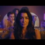 Jenifer Instagram - Et si on sortait ce soir ? La vidéo est enfin disponible. Très fière et surtout très bien accompagnée !!! Merci aux merveilleux artistes @jordan_boury @akcielgonzalez_ @chatonfleek @muteki_no_rena @noemiedronet @kevinbeproud @lavivacite @emilieverheul @lypso_ dont la sublime @pichecometrue pour votre générosité ! Vous êtes incroyables ! Merci à Ben & Emma et à toutes les equipes de @veluxfrance de partager nos valeurs de tolérance et de mise en lumière #etsionsortaitcesoir #n9