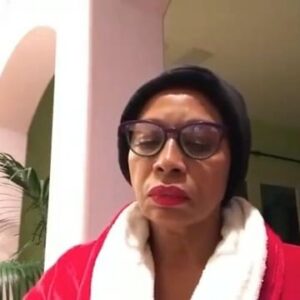 Jenifer Lewis Instagram - I SHOULDN’T have to post this again and again and again. 
*
*
*
#ProtectOurChildren #ProtectOurEducators #EndGunViolence #TimeForChange #JeniferLewis