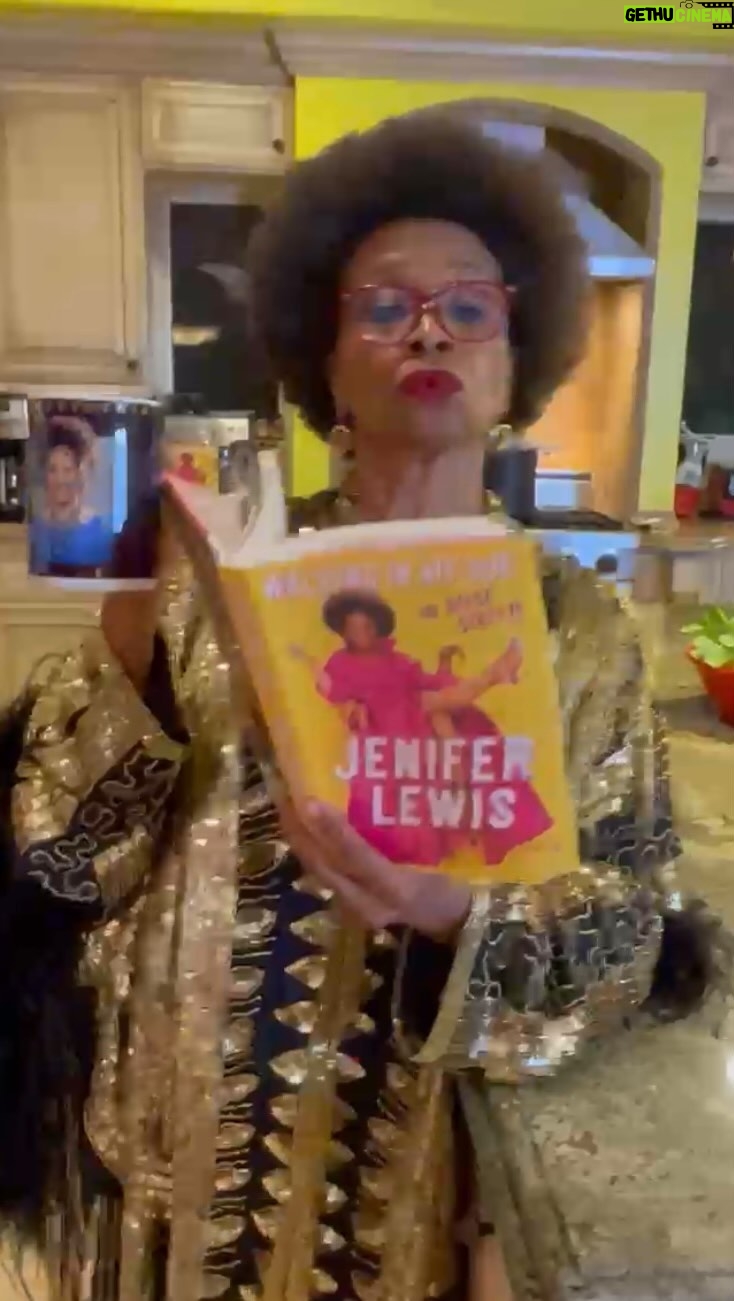 Jenifer Lewis Instagram - Just another day in the kitchen. Pre-order “Walking in My Joy” now on Amazon 💖 #fyp #jeniferlewis #newbook #harpercollins #comedy #walkinginmyjoy