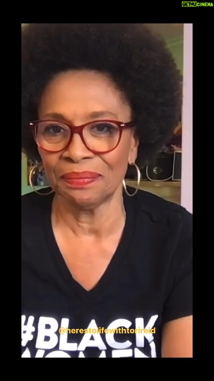 Jenifer Lewis - 23.8K Likes - It's when you're HARDEST hit that you MUSTN'T quit. Clip from Tori Reid @herestolifewithtorireid interview.
www.herestolifeeveryday.com/1569121/12168250