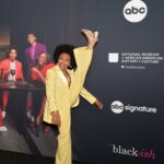 Jenifer Lewis Instagram - @blackishabc was inducted into the African American Museum of History and Culture. I love Washington, DC. It was a Blast. * * * * #Blackish #Washington #DC #History #Family #Friends #Flowers #JeniferLewis #TheMotherOfBlackHollywood #InTheseStreets