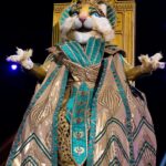Jenifer Lewis Instagram - My whole #MaskedSinger experience was CAT-tastic! Lots of love 😻