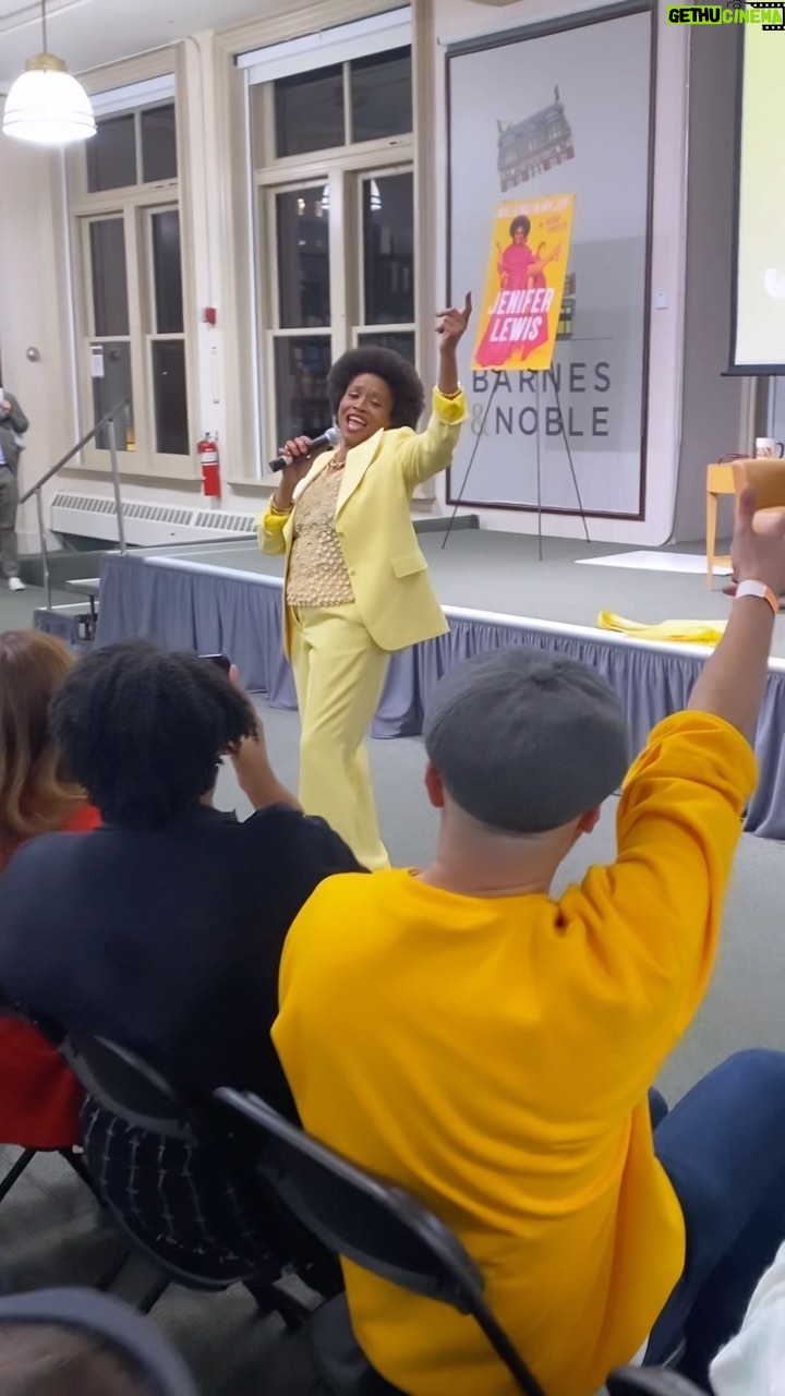 Jenifer Lewis Instagram - Thanks for having me @barnesandnoble ! Auntie is coming to yβall next ππ β’ DC at the Smithsonian National Museum of African American History and Culture @nmaahc β’ MD Loyalty Bookstore @loyaltybooks ! β’ AND β’ PHILLY - Free Library of Philadelphia @freelibrary β’ β’ LINK IN BIO π« #walkinginmyjoy #bookstagram #booktour #newbook