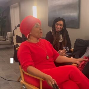 Jenifer Lewis Instagram - TONIGHT I’ll be on So Help Me Todd on CBS at 9pm! Had a great time working with actors @mgh_8 @skylarastin @tristenjwinger @wise_dumb and fabulous writer @nicolefrench_esq! Tune in!