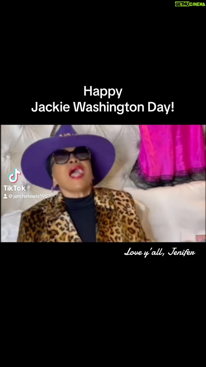 Jenifer Lewis Instagram - Happy Jackie Washington Day! … Some wonderful performers are doing a tribute show tonite at @54below in NYC at 945pm. I won’t be able to attend, so I made this lil video for the opening … Oh, and for y’all livestreamers out there … I’m cutting up on IG Live at 5pm PST with @itsshangela … and then y’all can livestream these artists’ NYC tribute show. tix link in bio. video filmed by @itsshangela 🥰 #jackiewashingtonday #july15 #jeniferlewis #jackiewashington #playmama #wetpotatochips #yieldyieldyield