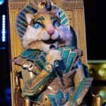 Jenifer Lewis Instagram - My whole #MaskedSinger experience was CAT-tastic! Lots of love 😻