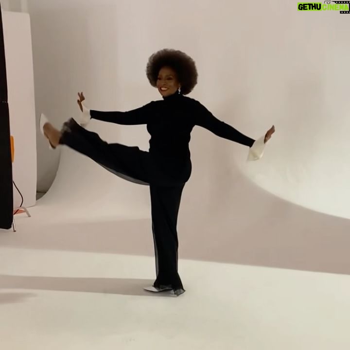 Jenifer Lewis - 48.9K Likes - I’m over here getting ready to be honored with a star on the Hollywood Walk of Fame! The ceremony is this Friday, July 15th @ 11:30 AM on Hollywood Blvd & Vine St. As always, THANK YOU for your love and support over the years. ❤️
~I do not own the rights to this music~
*
*
*
#Happy #Appreciation #WalkingInMyJoy #HollywoodWalkOfFame #Star #JeniferLewis #TheMotherOfBlackHollywood #InTheStreets