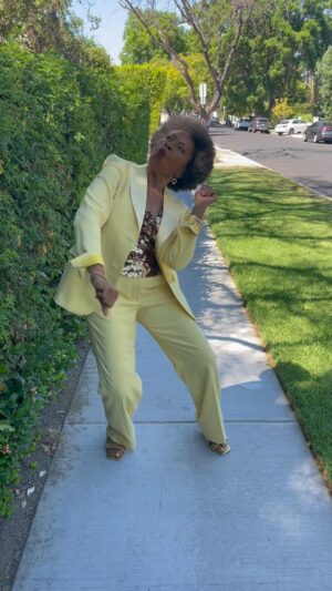 Jenifer Lewis Instagram - #WalkingInMyJoy at any retailer and upload proof of purchase here https://a.pgtb.me/RvJJ1B (or at the link in bio) and you’ll automatically receive an original song from my AudioBook!
#comedy #jeniferlewis #walk #preorder 

#walkinginmyjoy #booktok #book #newbook #harpercollins