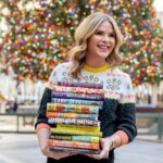 Jenna Bush Hager Instagram - Cheers to a year of good reads! And to many more in 2024🎄♥️ @readwithjenna 📸 @photonate