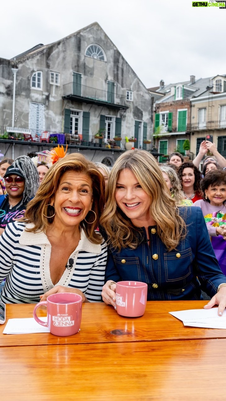 Jenna Bush Hager Instagram - NOLA we ❤️you so much! Happy French Quarter Fest! And happy five years to @hodaandjenna Sponsored by @neworleansandco !!