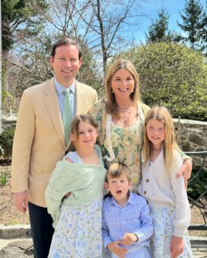 Jenna Bush Hager Instagram - What a wonderful world! Sending  love to all your peeps 🐥