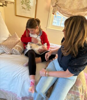 Jenna Bush Hager Instagram - Introducing the newest member of the Hager fam… Mango! Poppy’s new kitten! And he’s already best friends with his sister Hollywood 😸😸😸💓💓