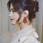 Jenna Coleman Instagram – Celebrating fashion and film with @bafta and @britishvogue. Thank you @edward_enninful 🌹 The event is supporting @disastersemergencycommittee  bringing together 15 uk aid charities raising funds quickly and effectively. 

Thank you @simonerocha_ 🌹  @peterluxhair  @naokoscintu  @mashamel  @rebeccacorbinmurray