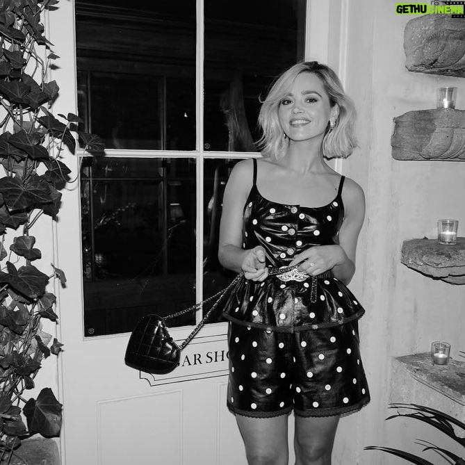 Jenna Coleman - 96.7K Likes - #thenightbefore @finchandpartners @chanelofficial 🖤 @marygreenwell @dayaruci