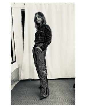 Jenna Coleman Instagram - @chanelofficial 🖤 
Merci @juliedorff ✨  @cwoodhair 
@wendyrowe 
@rebeccacorbinmurray