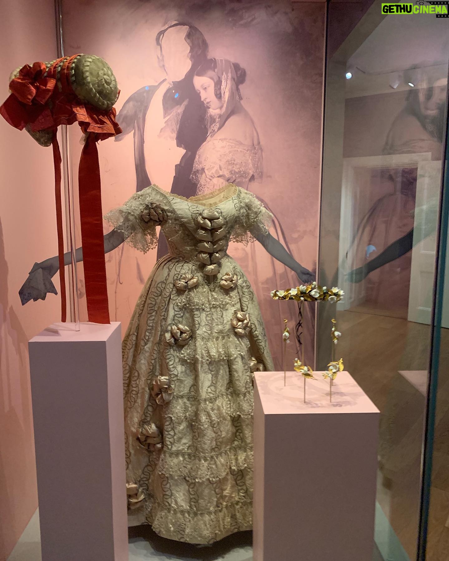Jenna Coleman - 107.1K Likes - Happy 200 years Queen Victoria. Thank you @historicroyalpalaces for the most illuminating tour creating such a vivid sense of her life #QueenVictoria200 @gucci 💜 @bellamusgrave 💜