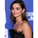 Jenna Coleman Instagram - @bifa_film #Mainjury @bulgari @giambattistavalliparis @cwood @valeriaferreiramakeup thank you @nobulondonportman 💫