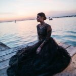 Jenna Coleman Instagram - Venice with @armanibeauty 🌹 The last stop of an Italian road trip. Thank you Mr Armani #armanibeauty for the pleasure #Makeup by #armanibeauty #ad