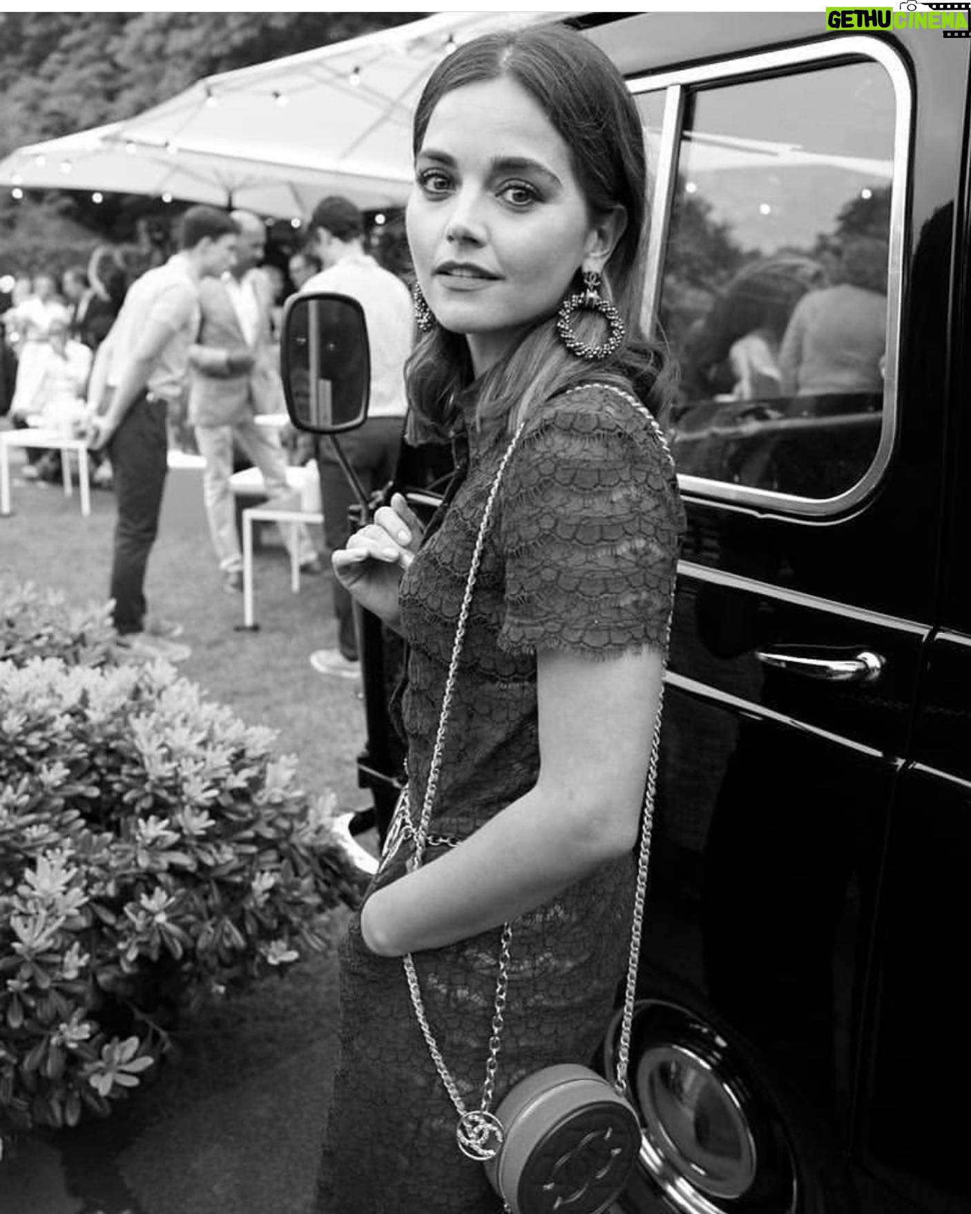 Jenna Coleman - 84.2K Likes - Chanel x Vanity Fair @chanelofficial @vanityfair @gregwilliamsphotography 🌹